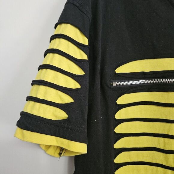 Switch Remarkable T Shirt Red & White Zipper Distressed Tee Mens Size L - Picture 4 of 9